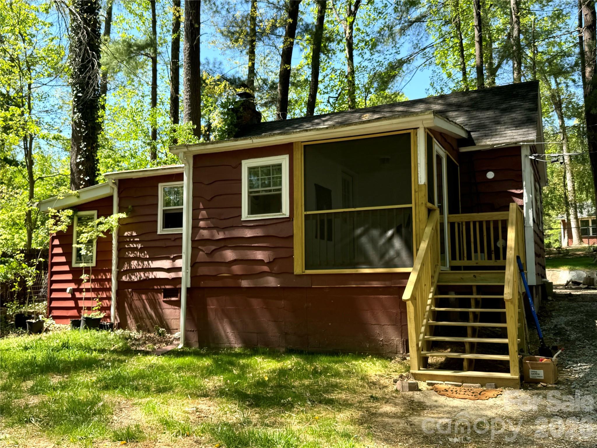 1110 & 36 W 3rd Avenue W multiple