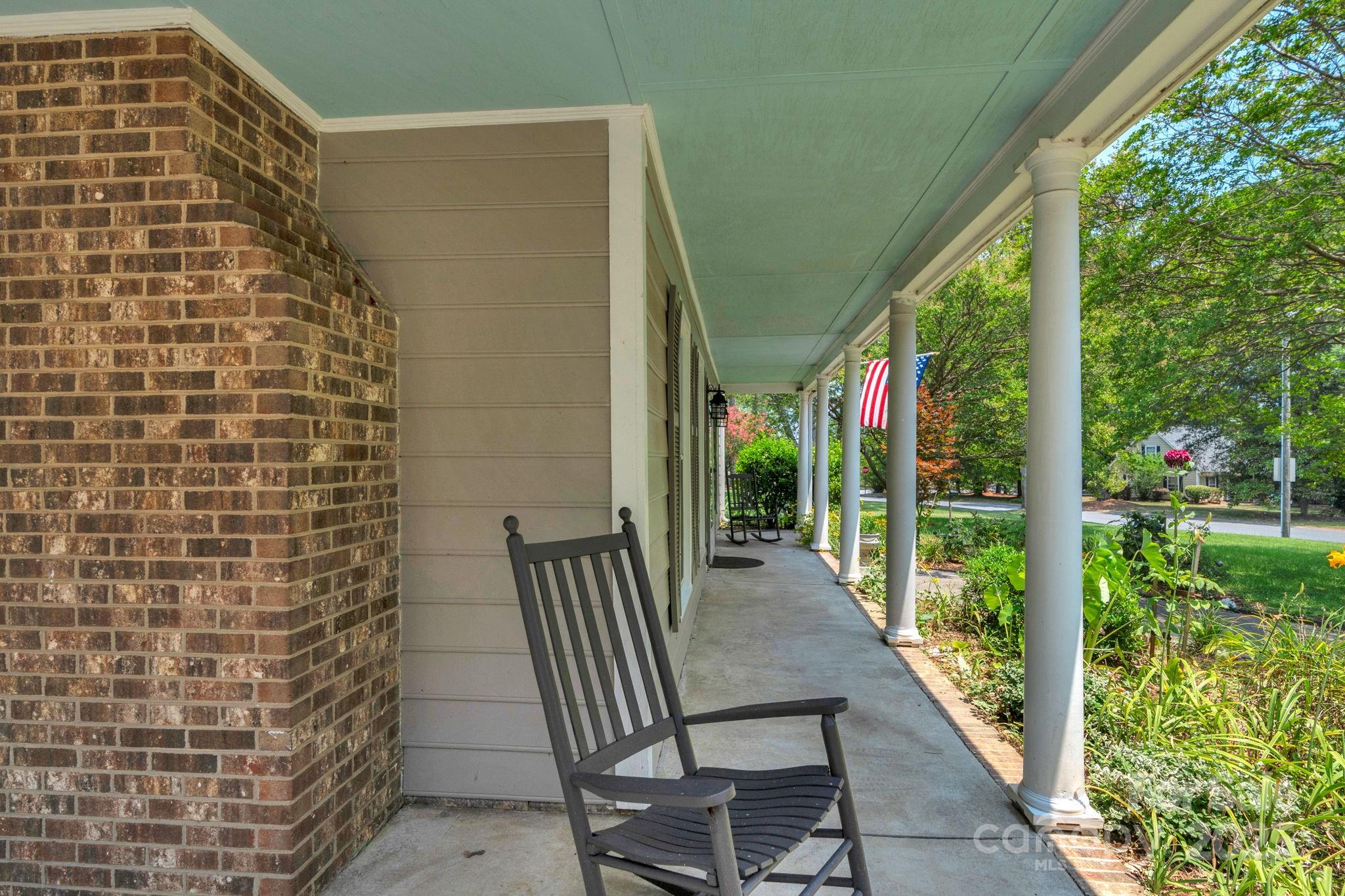 2125 Lawton Bluff Road