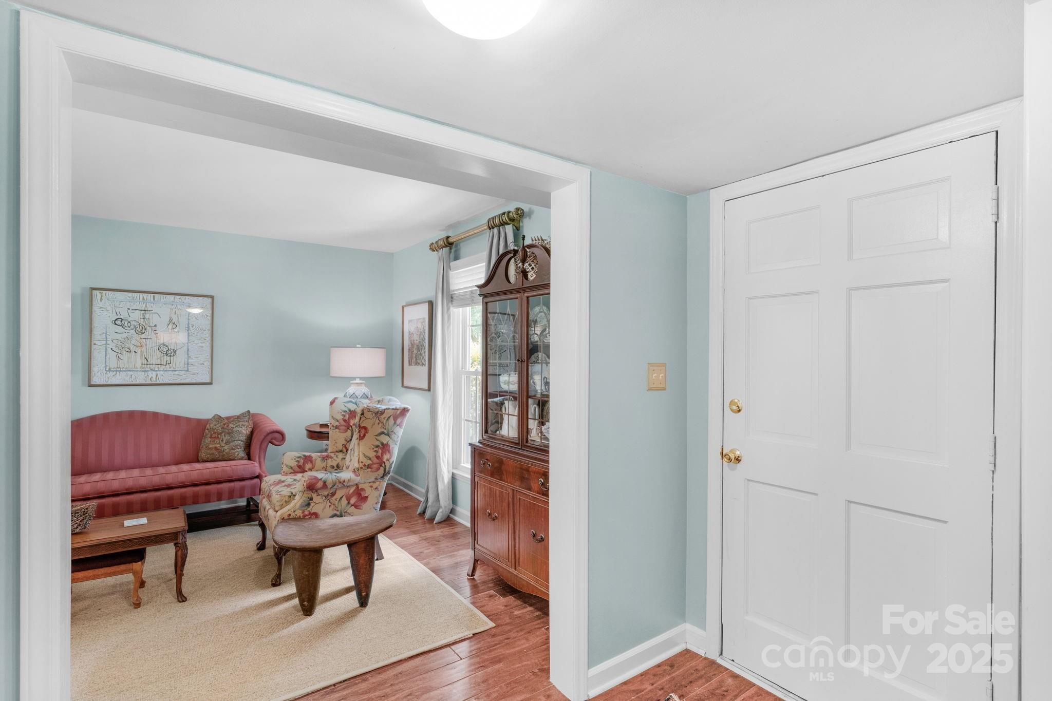 2125 Lawton Bluff Road