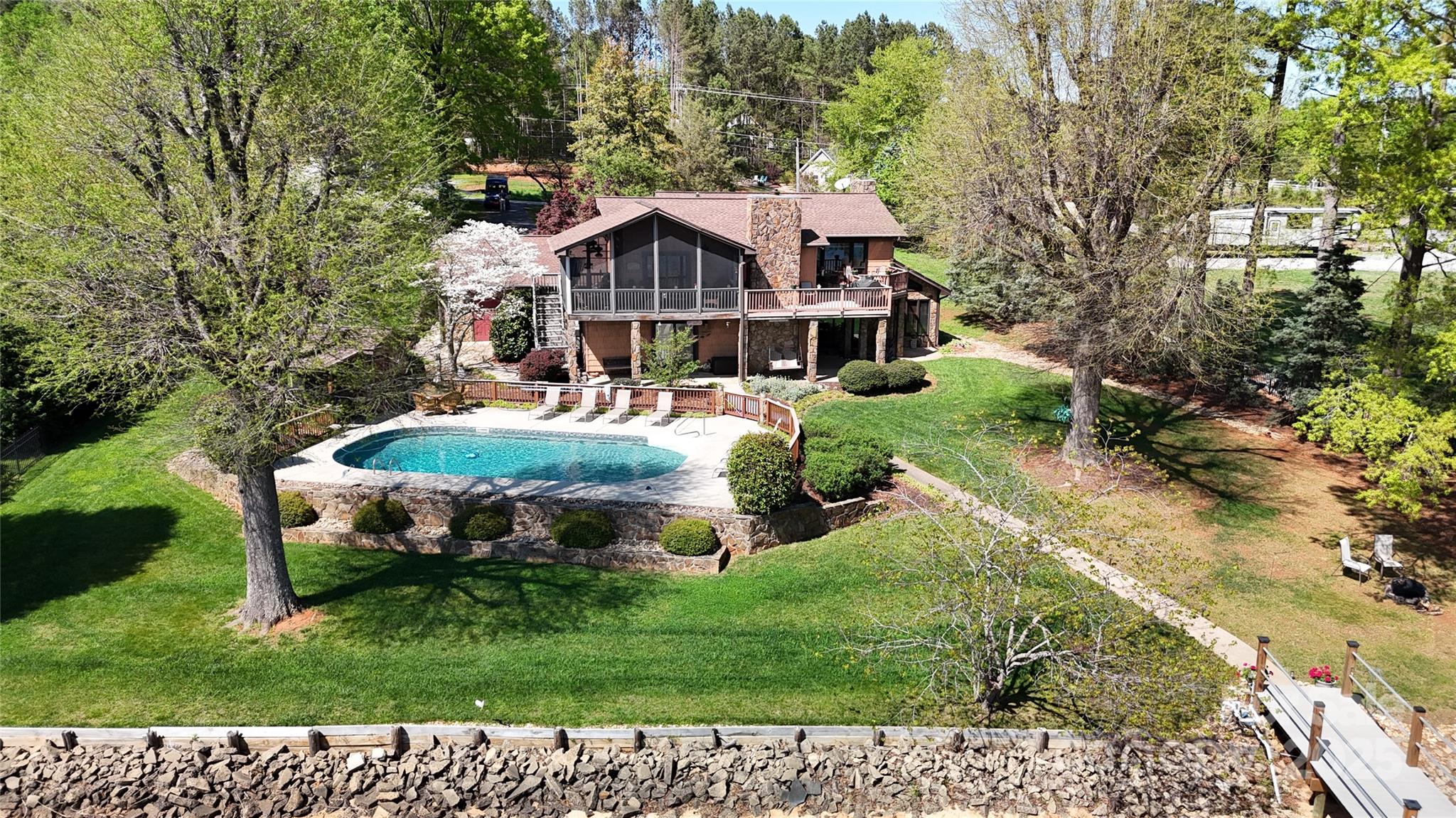 7424 Windy Pine Circle