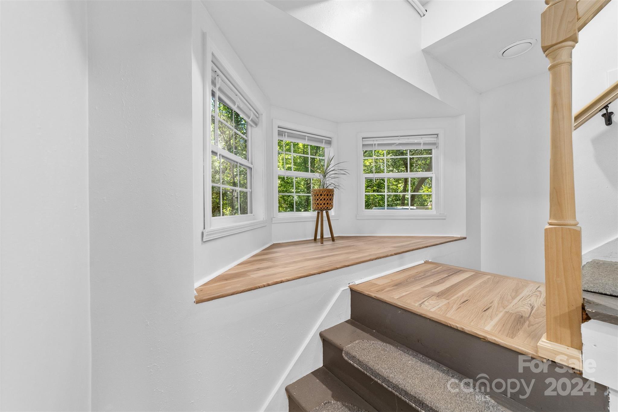 Shady Cove - Residential