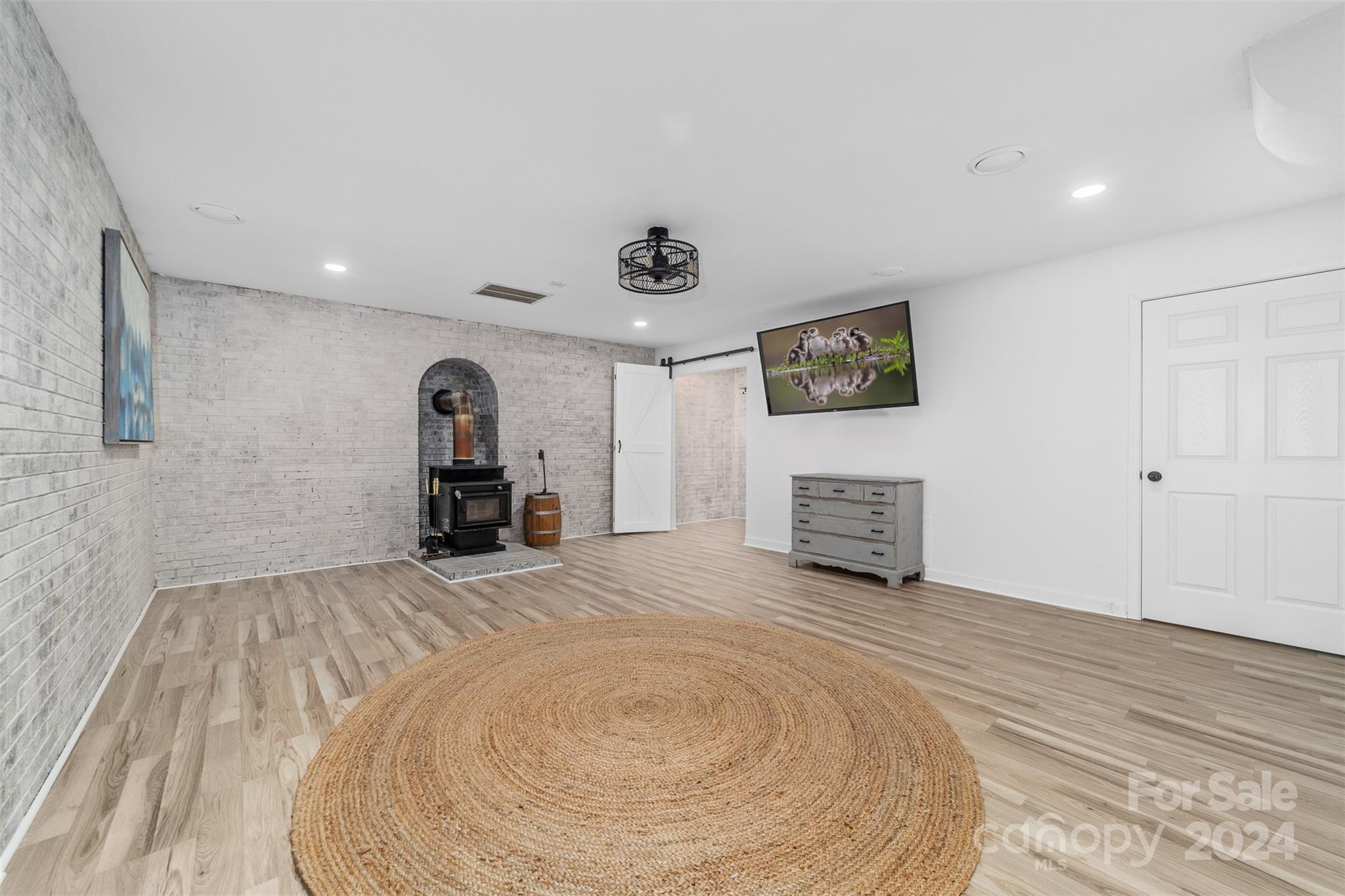 Shady Cove - Residential