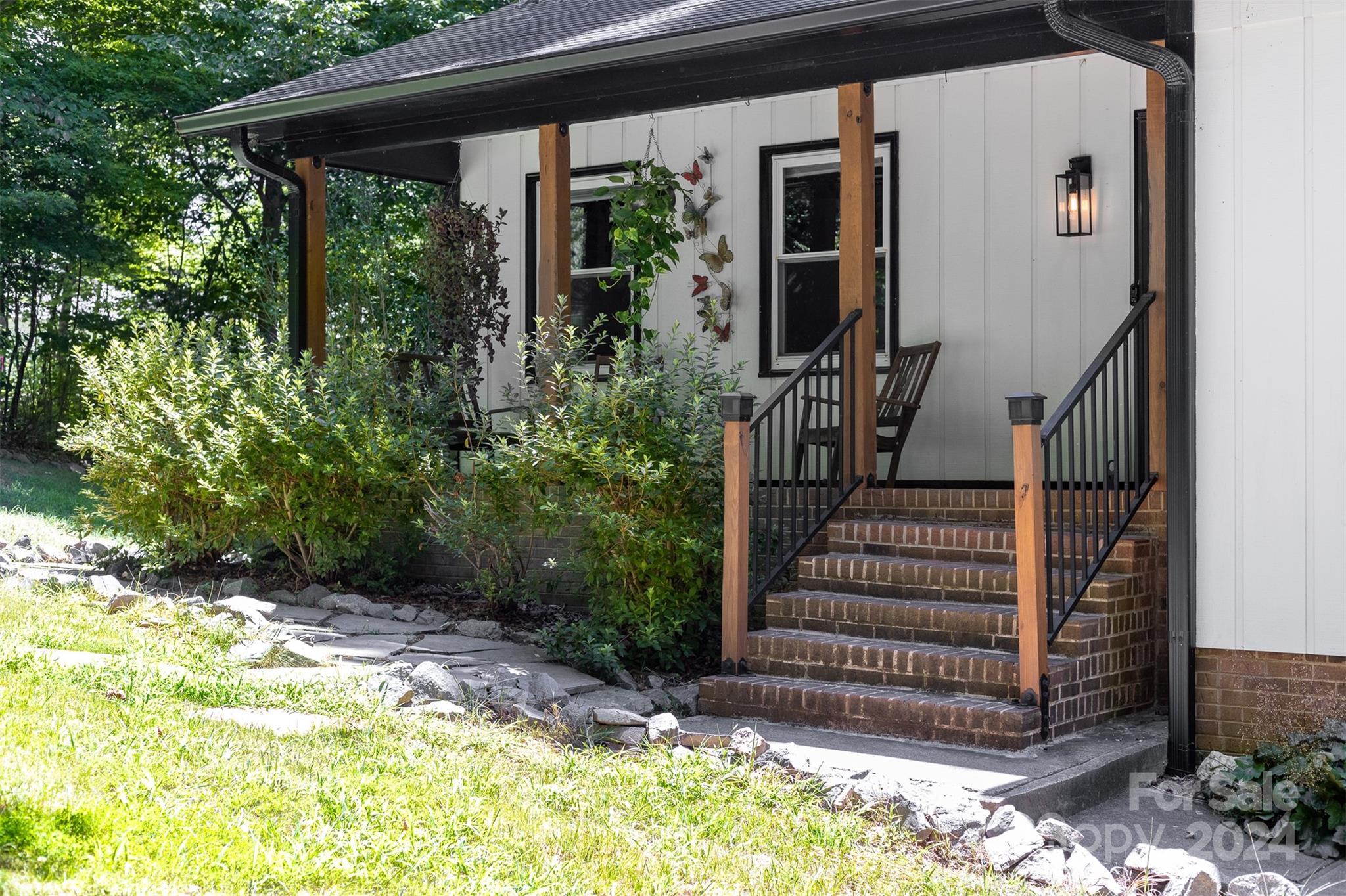 Shady Cove - Residential