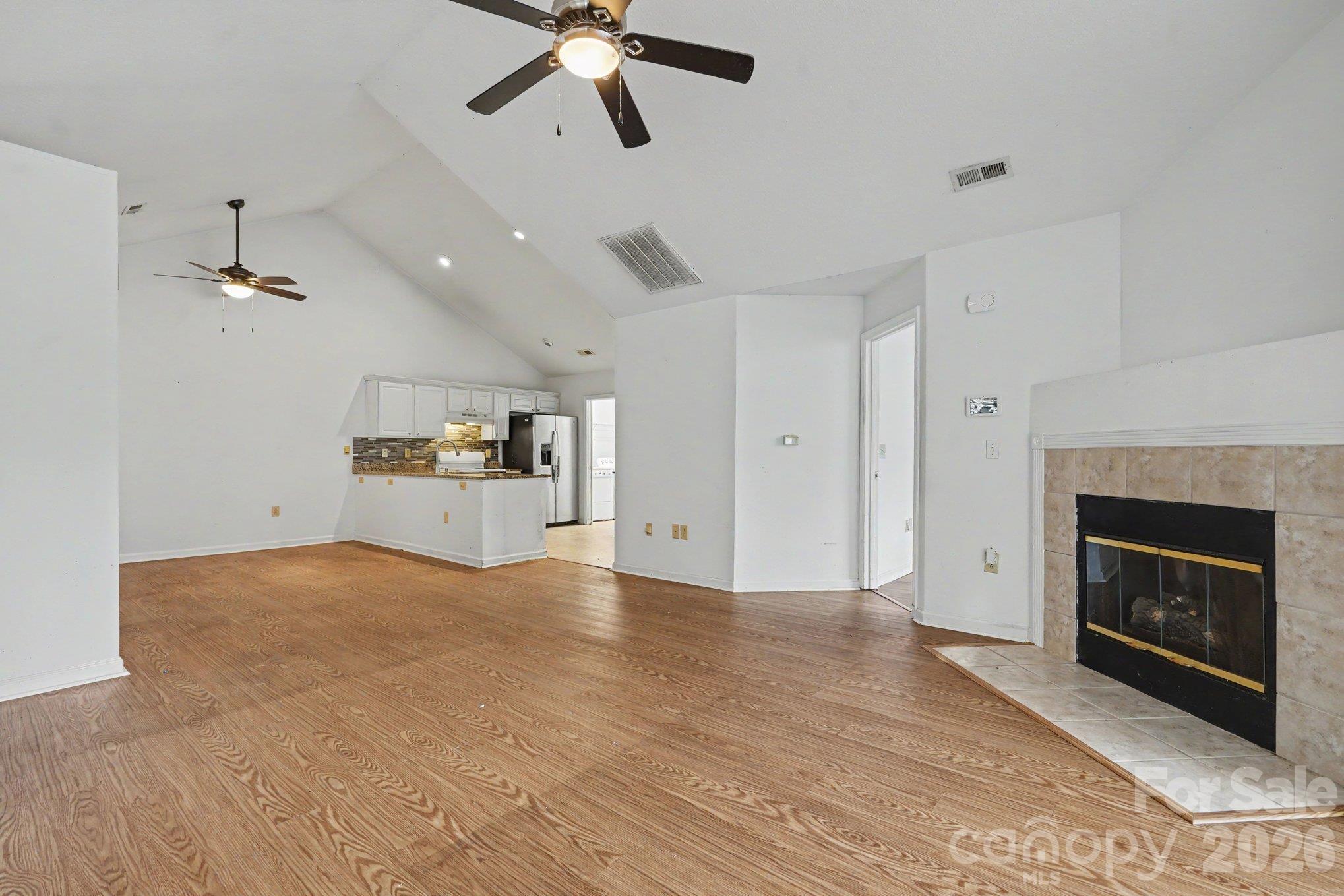 6809 Ledgestone Place