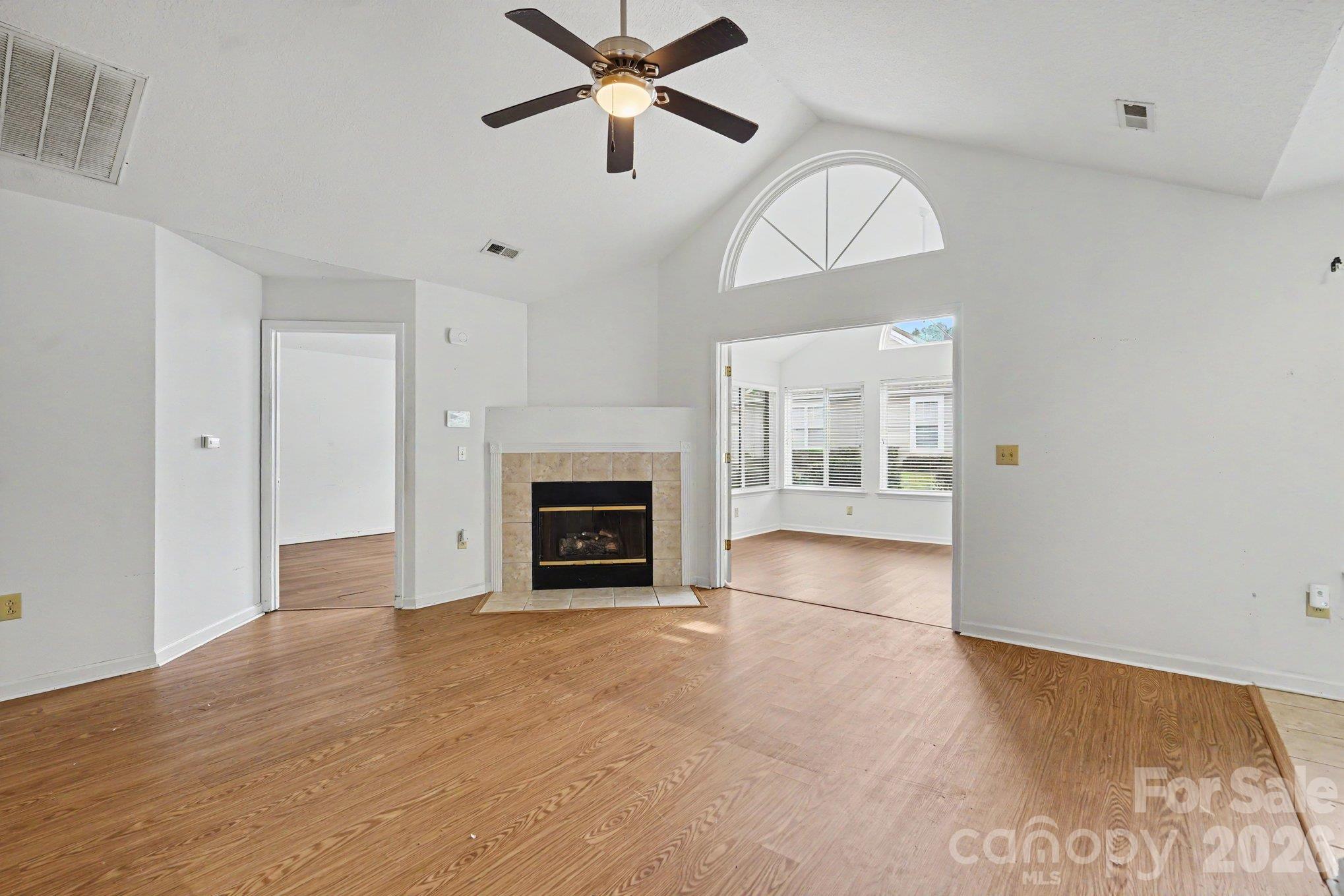 6809 Ledgestone Place