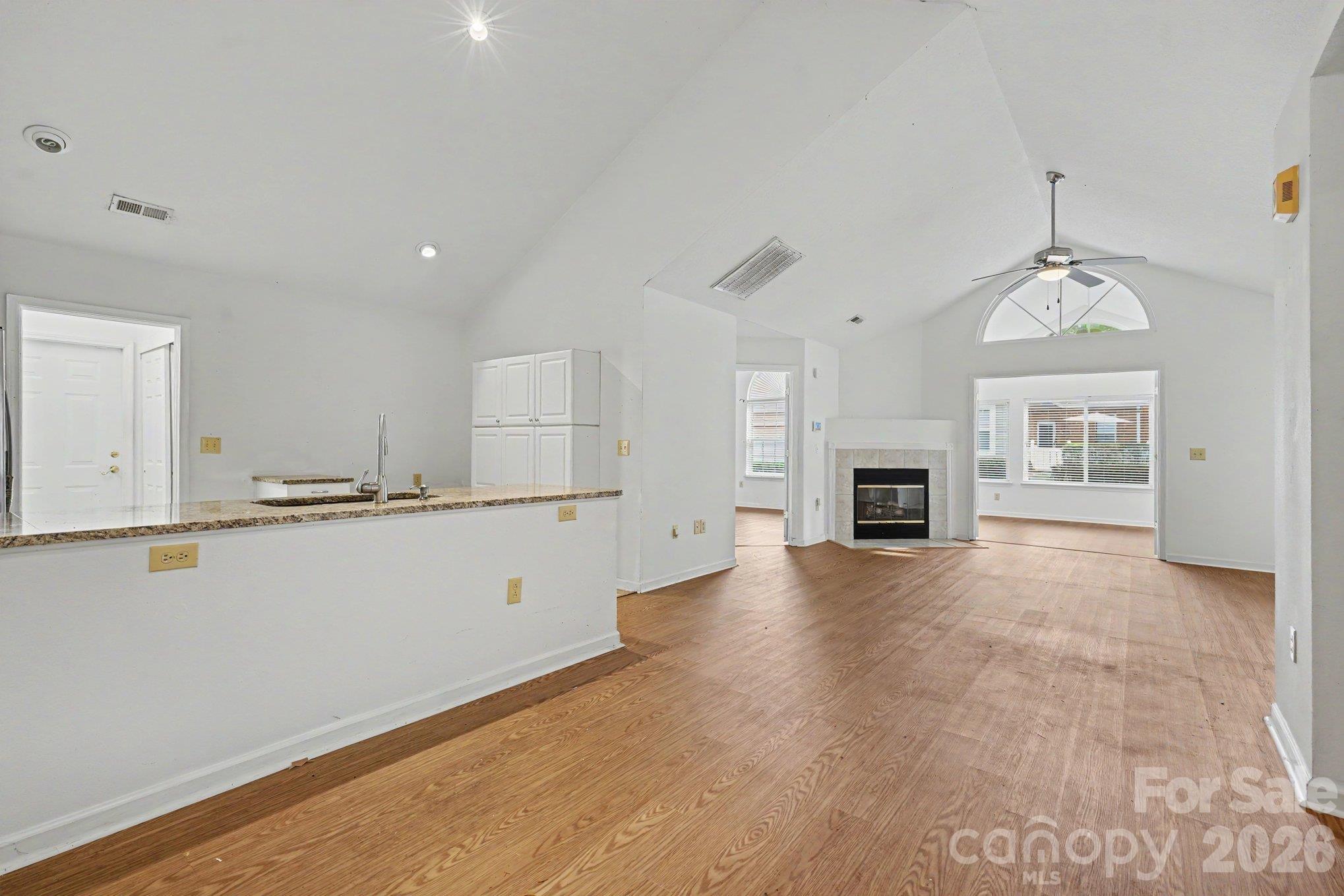 6809 Ledgestone Place