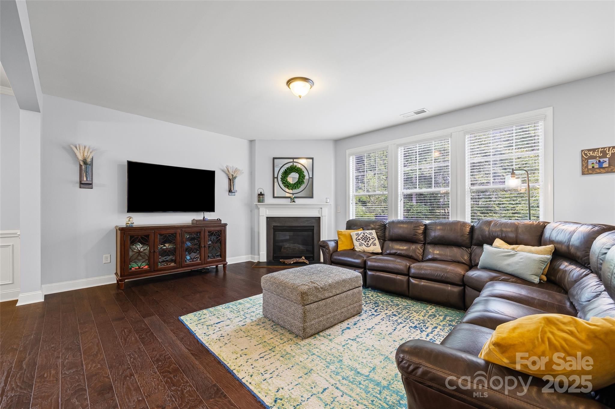 The Palisades - Residential