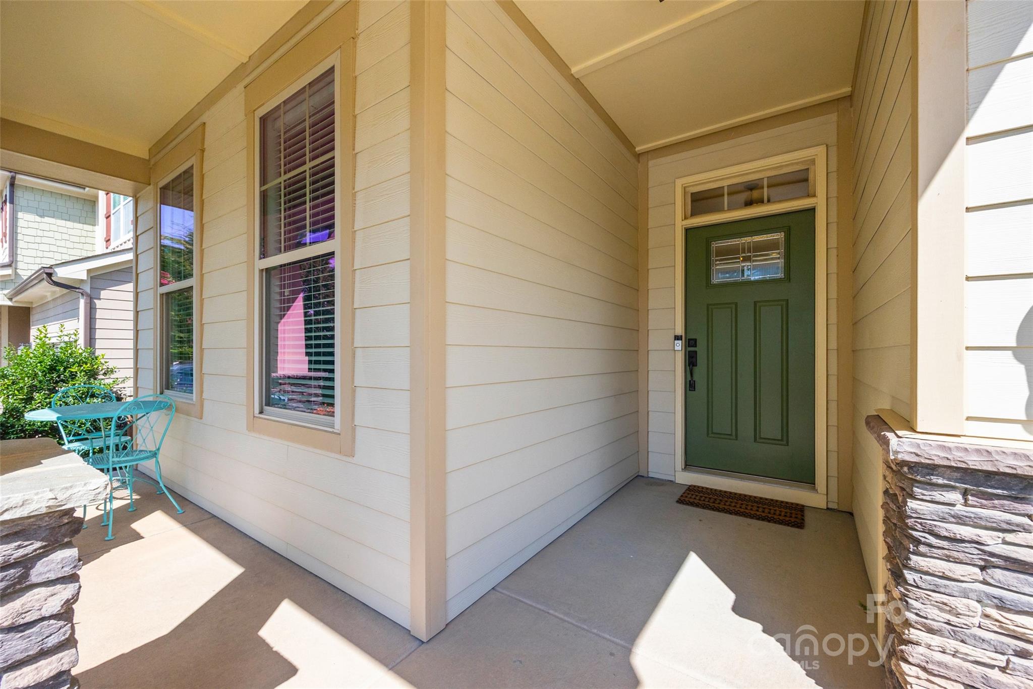 15338 Oleander Drive