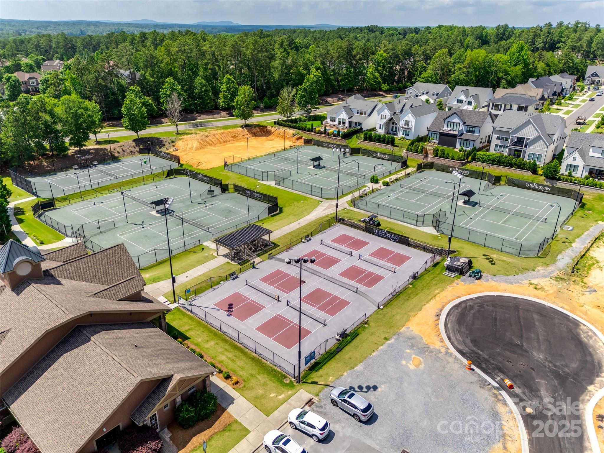 The Palisades - Residential