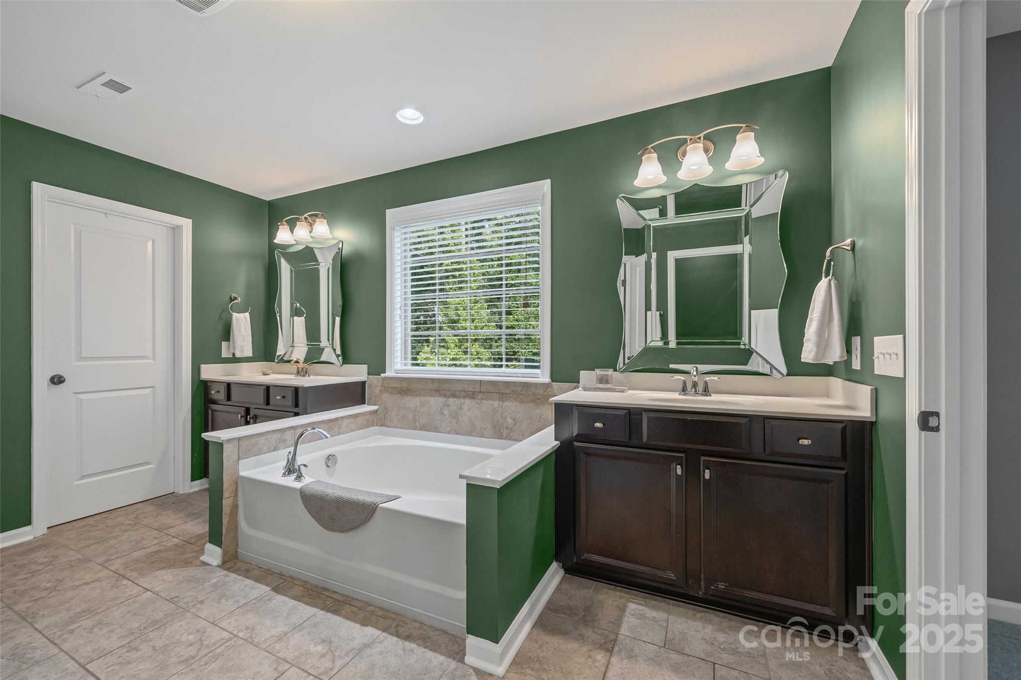 The Palisades - Residential