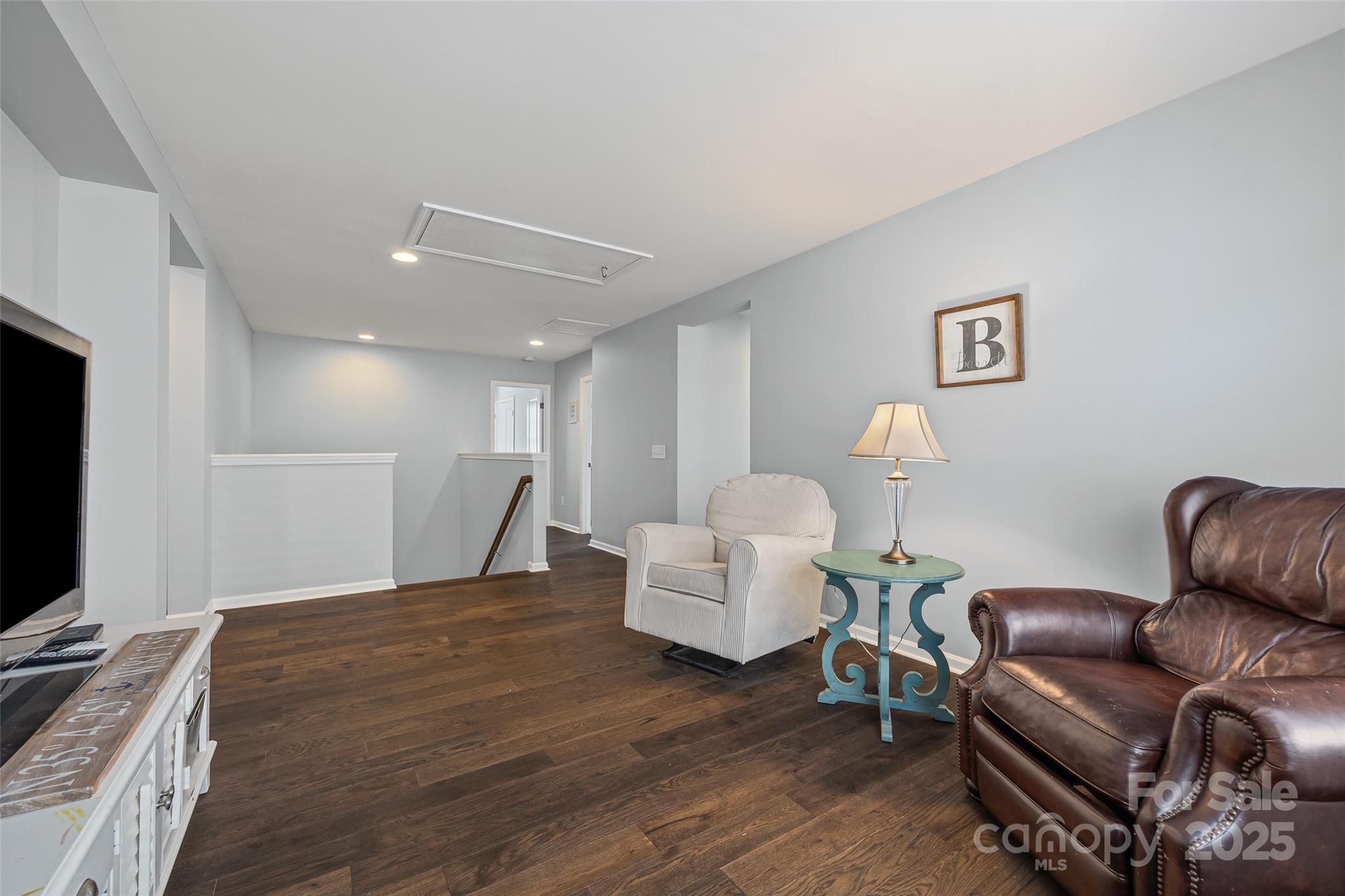 The Palisades - Residential