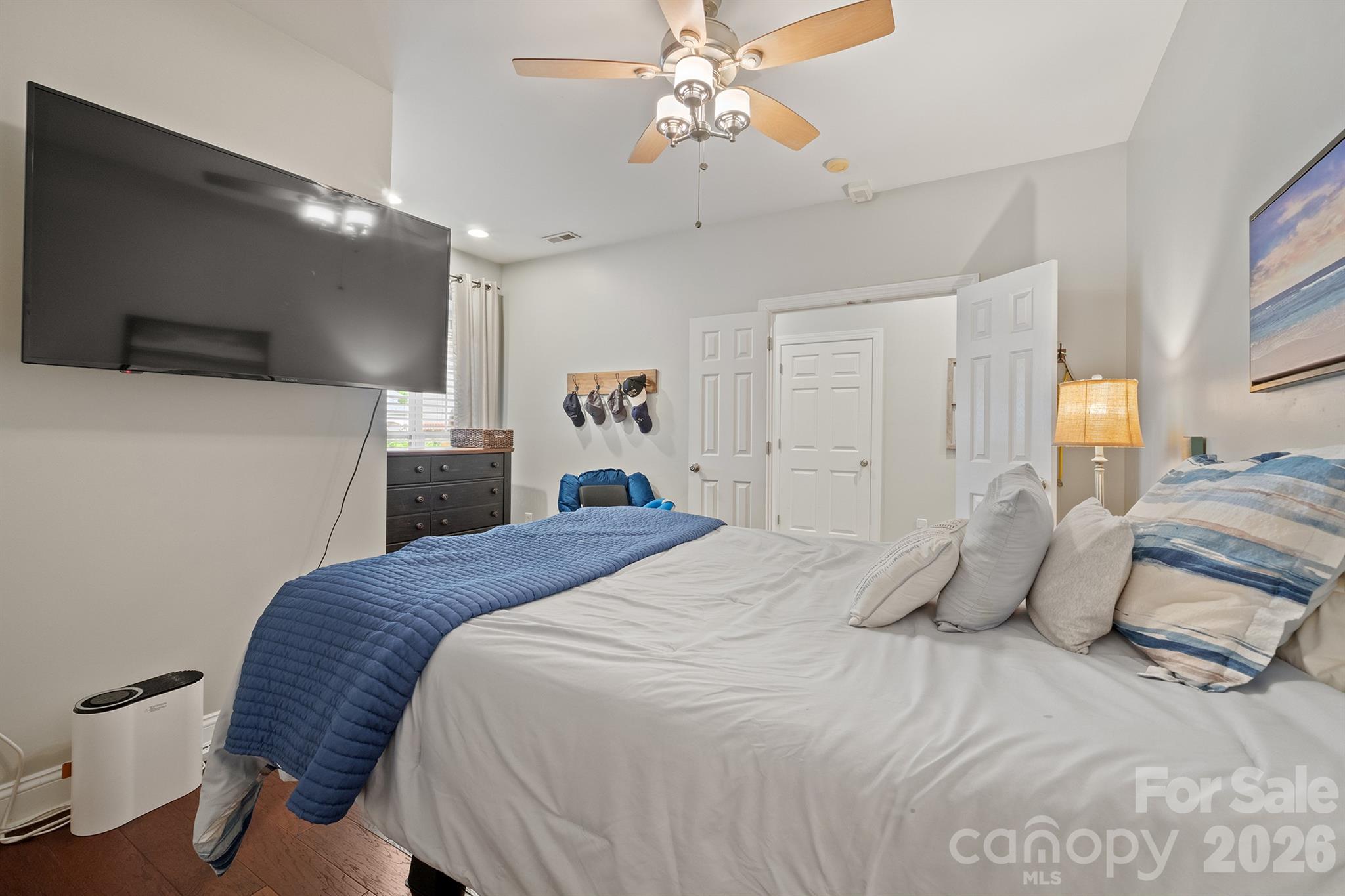 The Legacy @ Davis Lake - Residential