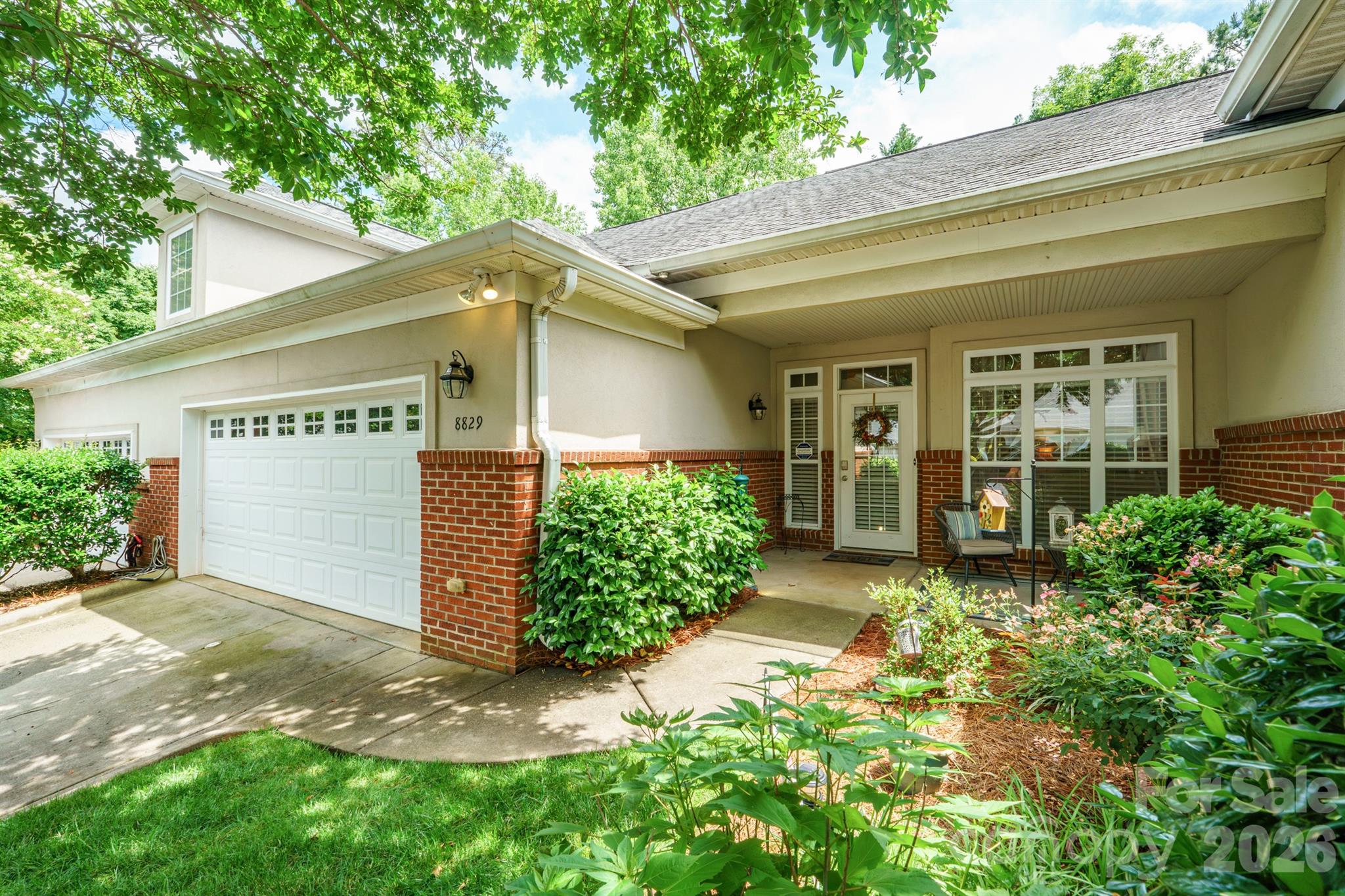 8829 Legacy Lake Lane