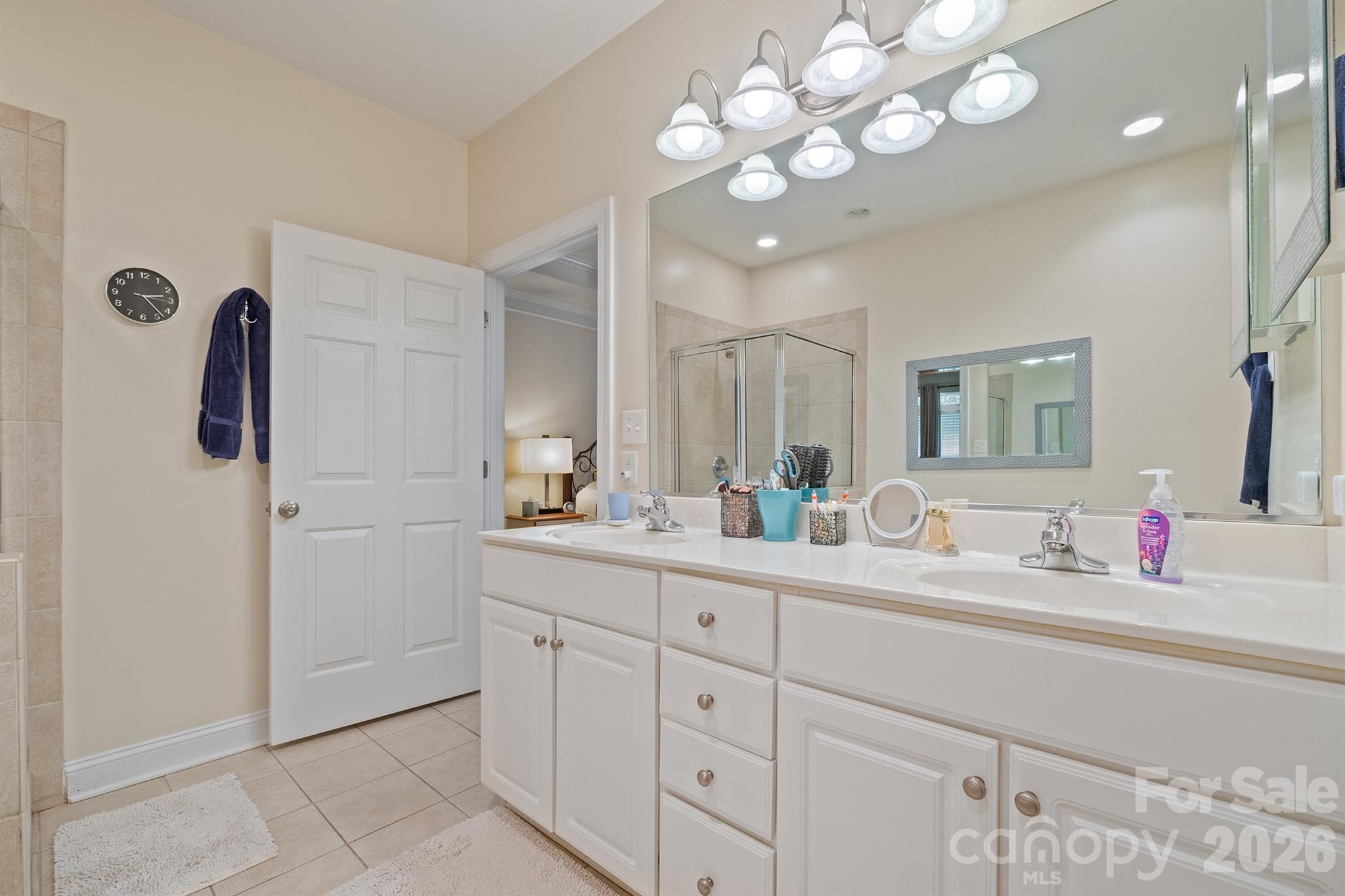 The Legacy @ Davis Lake - Residential