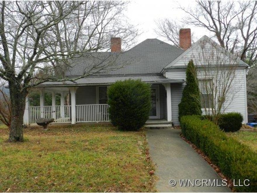 Property SOLD AS IS.  Short Sale, a diamond in the rough.  Property has great investment potential with a great location. Walking distance to bus line, close to downtown and Mission Hospital.