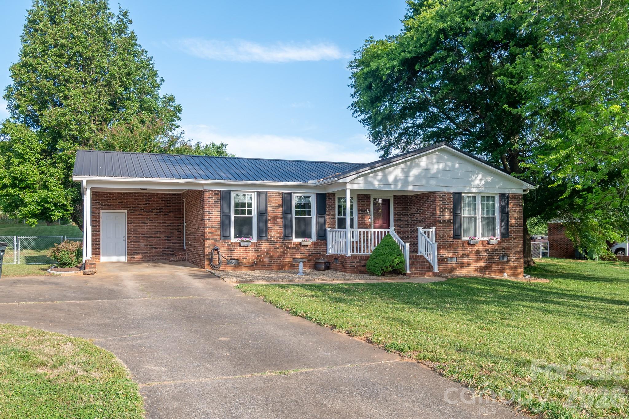 111 Southglenn Drive