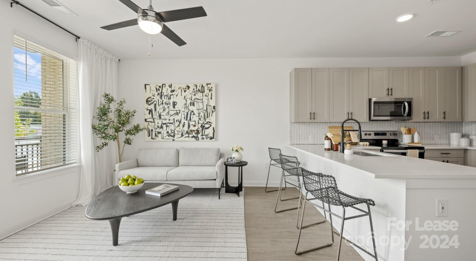 Charlotte, North Carolina 28208, United States, 3 Bedrooms Bedrooms, ,3 BathroomsBathrooms,Residential,Active,62518