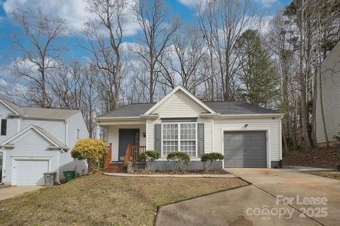 Photo of 1542 Rumstone Lane, Charlotte, NC 28262 (MLS # 4332189)