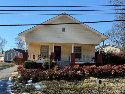 704 Old Charlotte Road SW Concord NC 28027