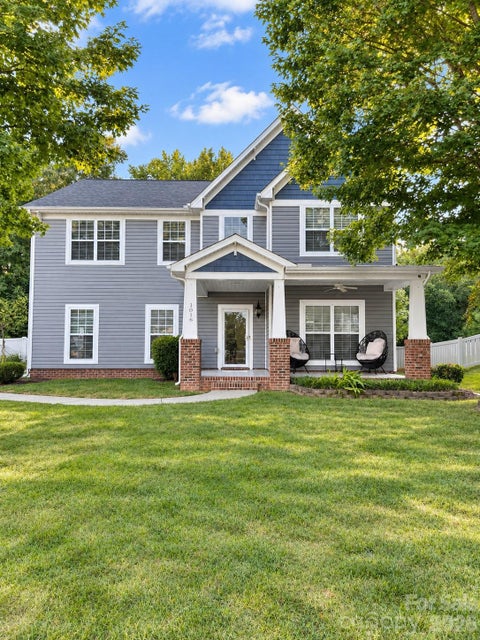 Photo of 1016 Ellis Pond Drive, Rock Hill, SC 29730 (MLS # 4406921)