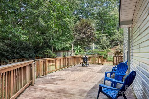 A home in Pisgah Forest