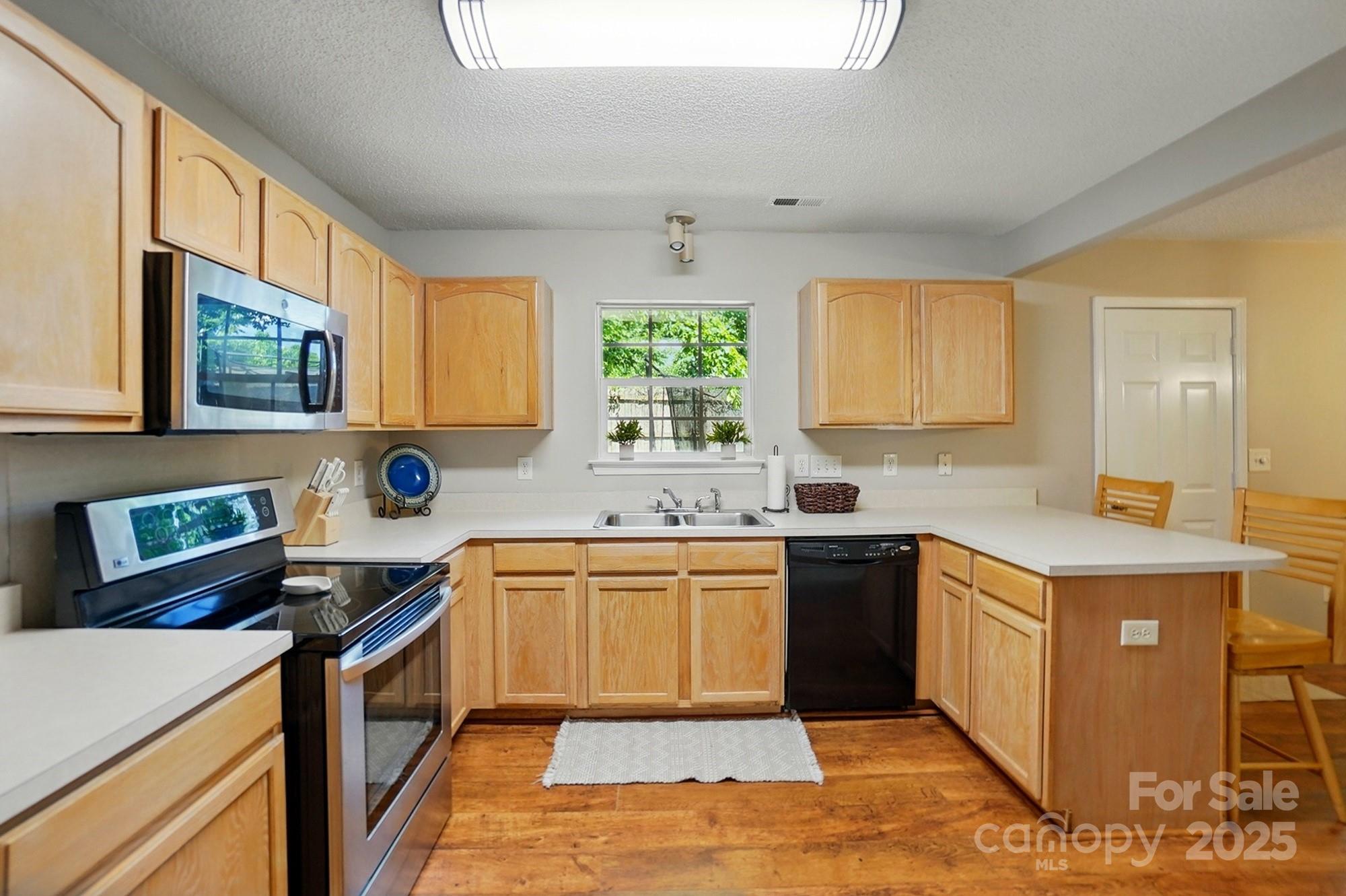 Forest Oaks - Residential