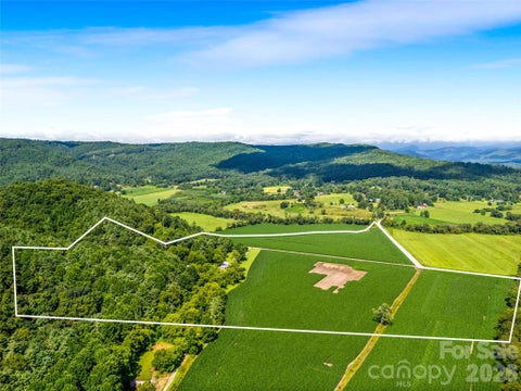 Photo for 96 Merle Farm Lane