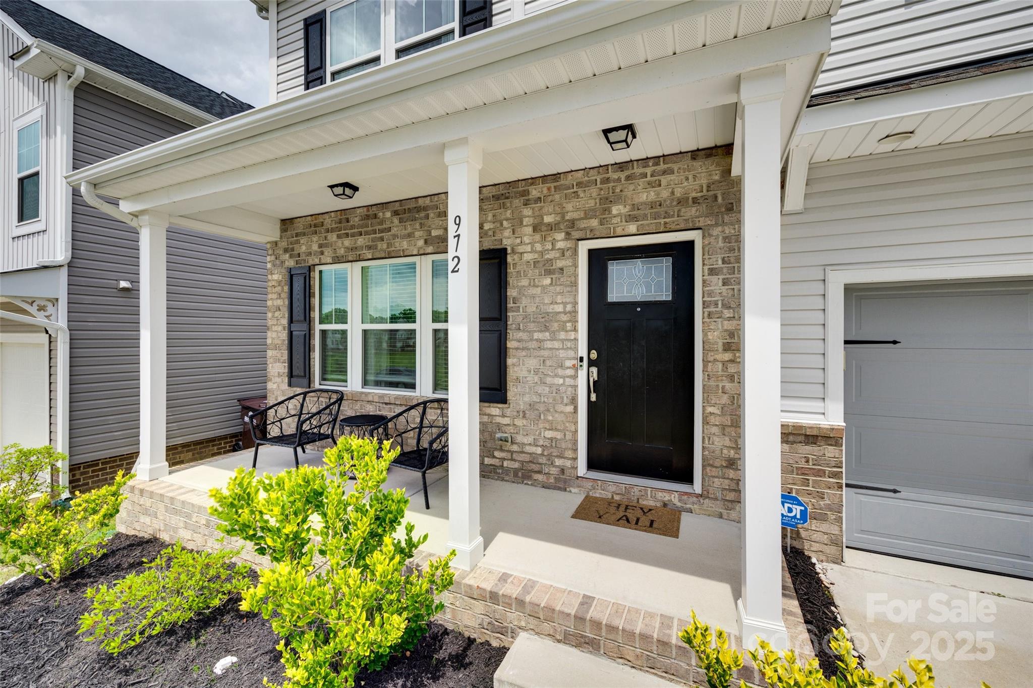 972 Von Buren Boulevard 242