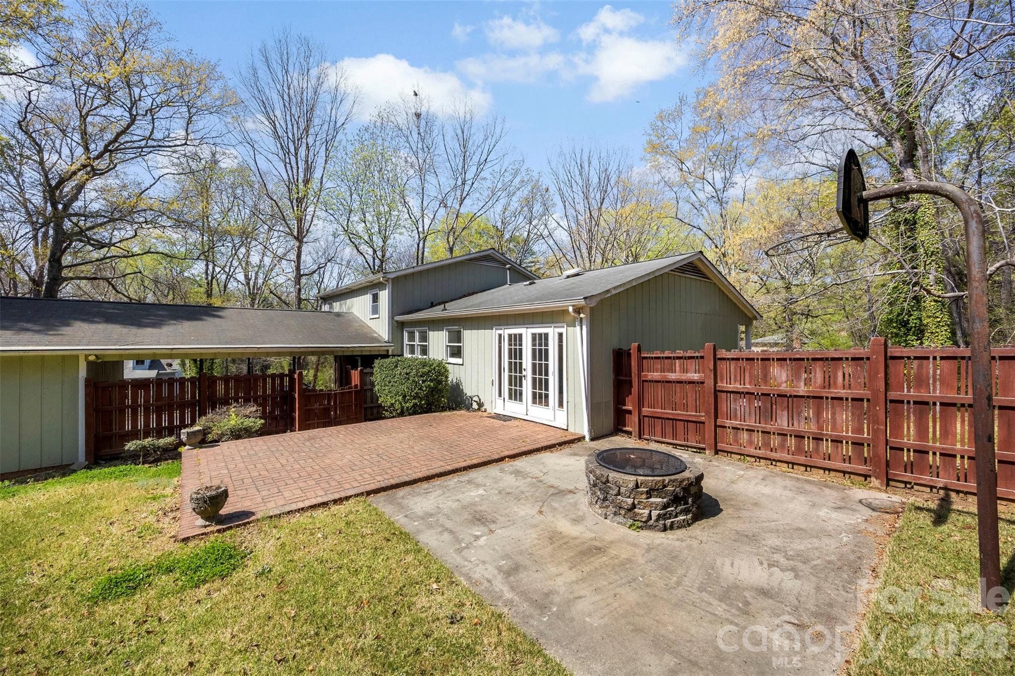 Forest Hills - Residential