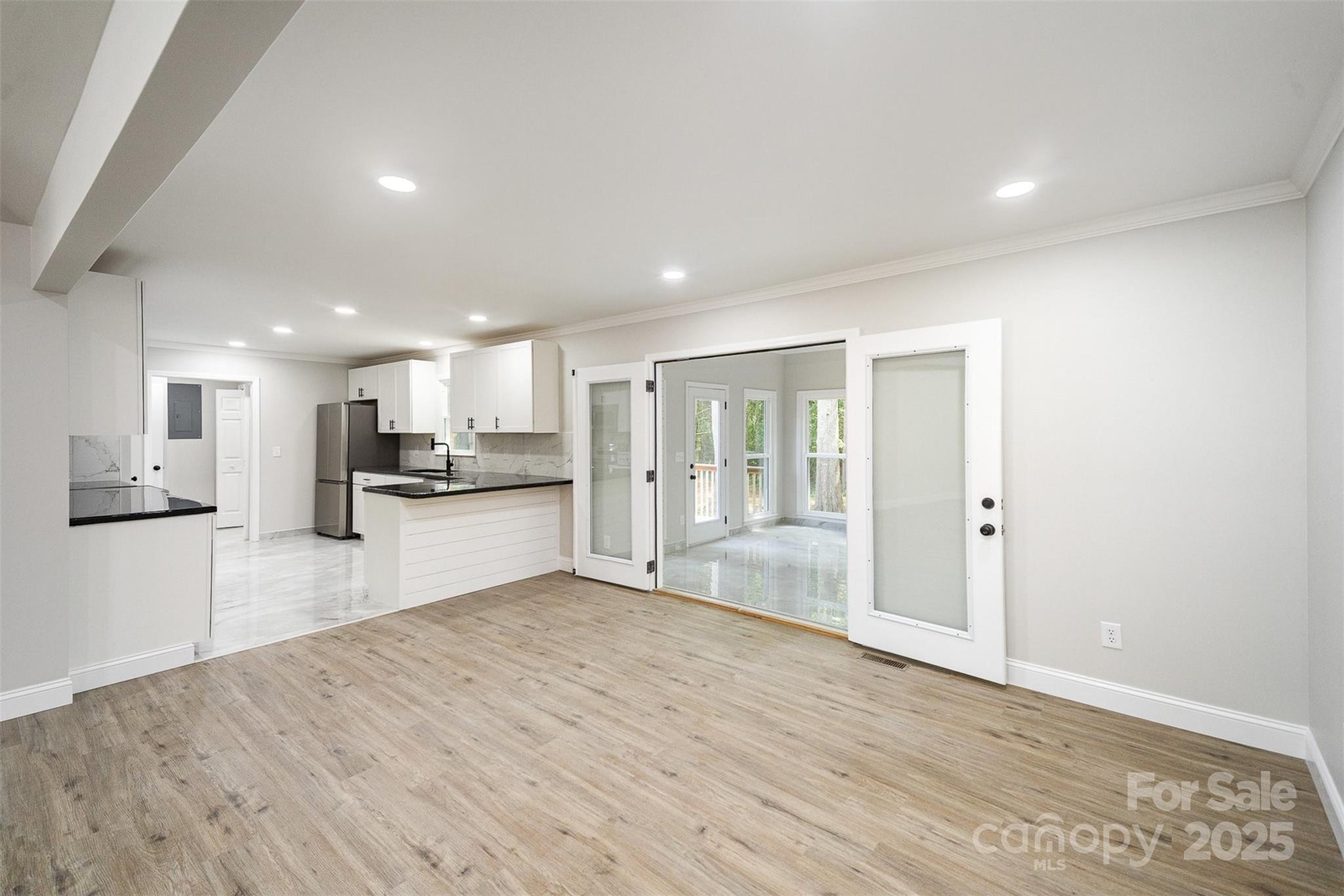 Diamond Estates - Residential