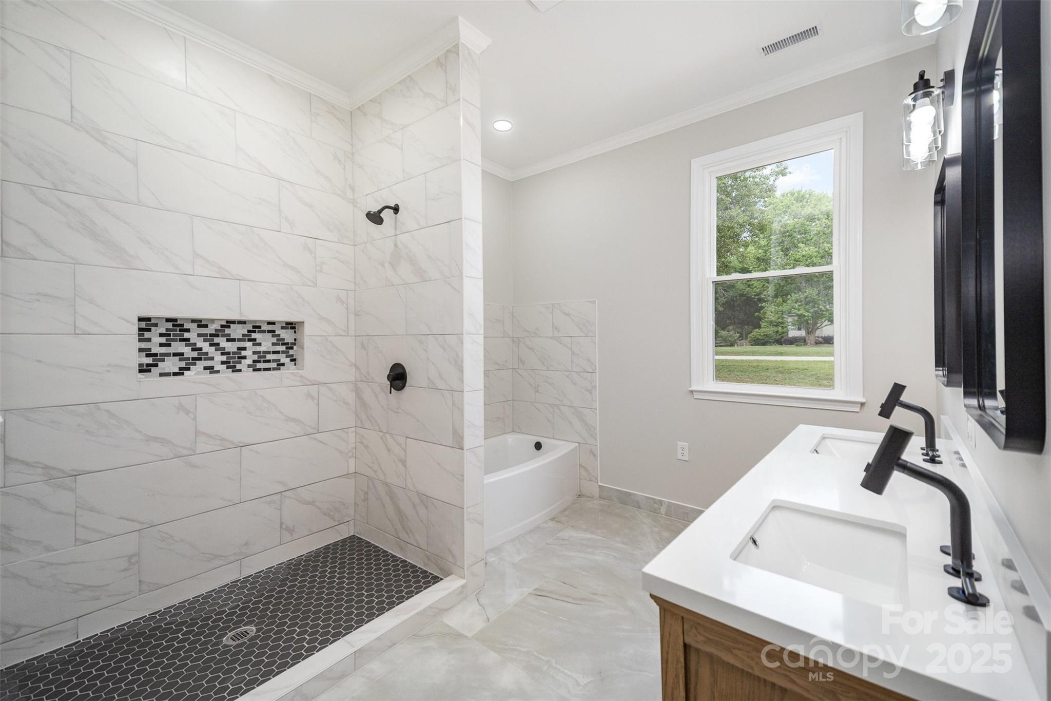 Diamond Estates - Residential