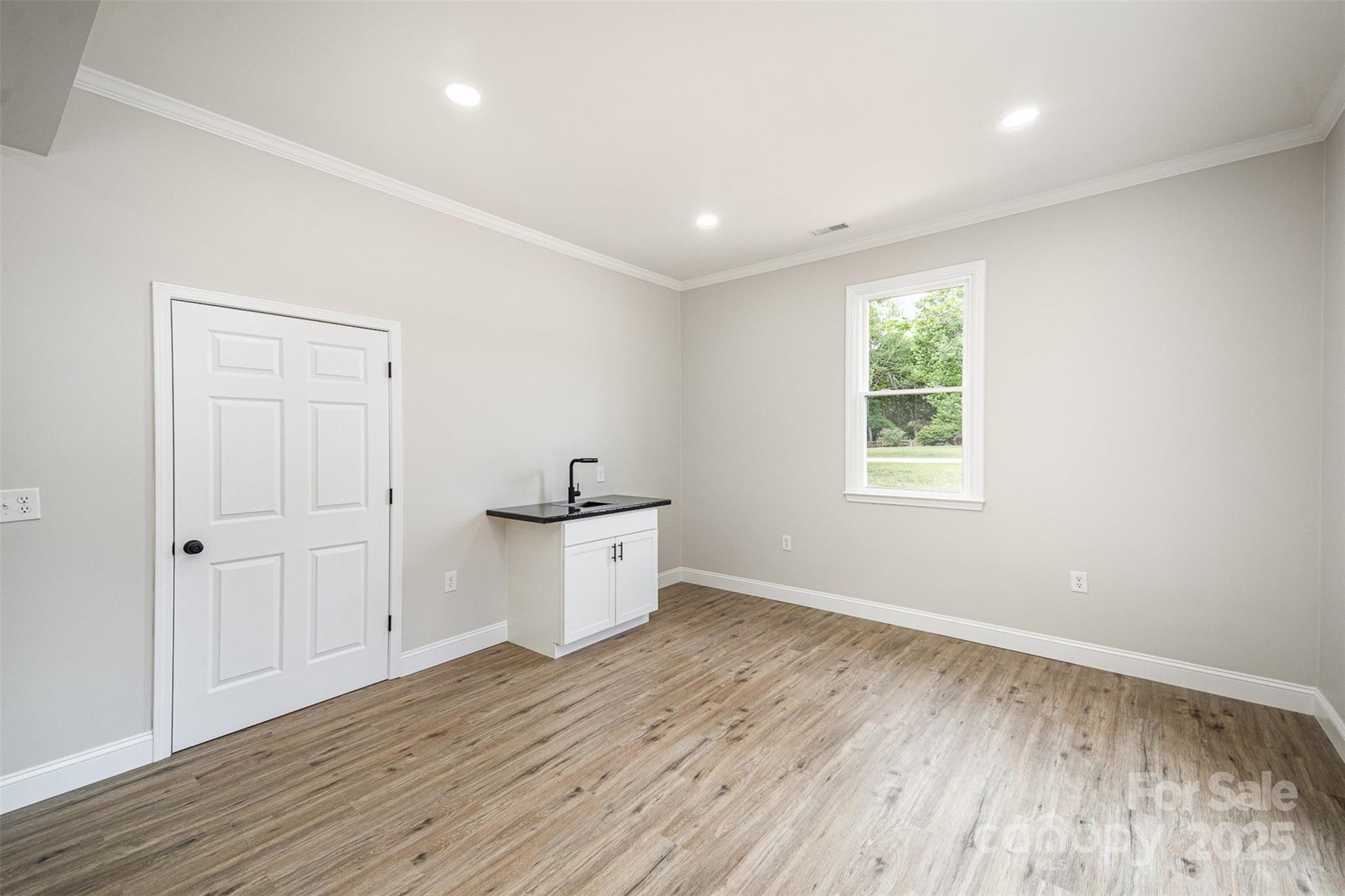 Diamond Estates - Residential