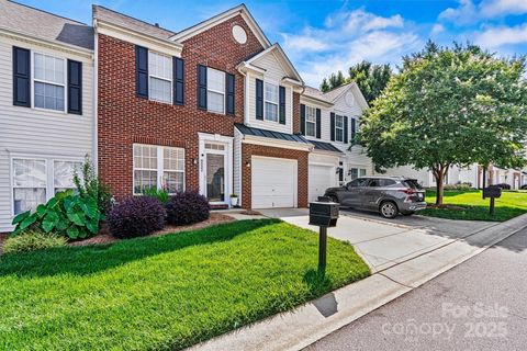 8002 Mariners Pointe Circle Denver NC 28037