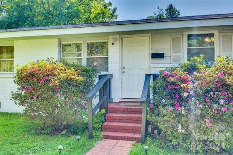 A home in Clover