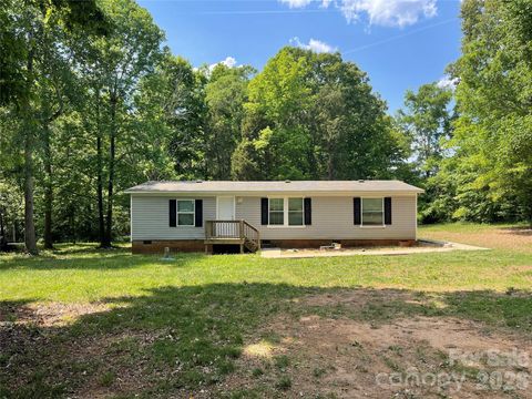 Photo of 430 Charolais Drive, Salisbury, NC 28146 (MLS # 4384082)