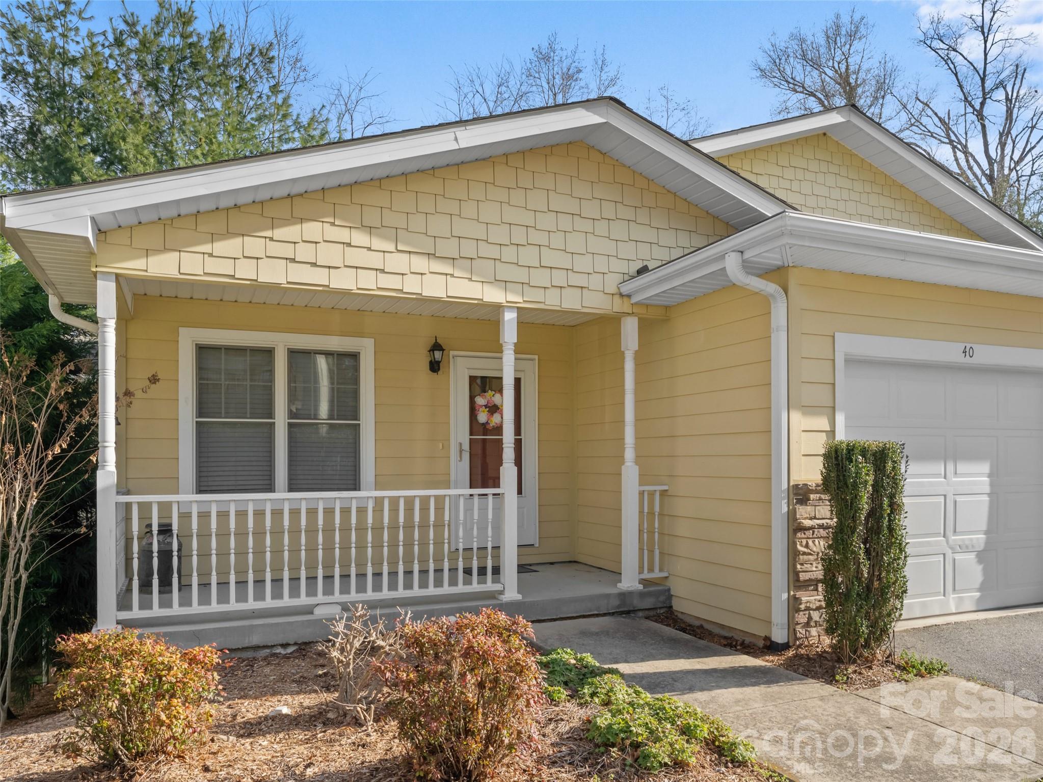 40 Spring Village Lane