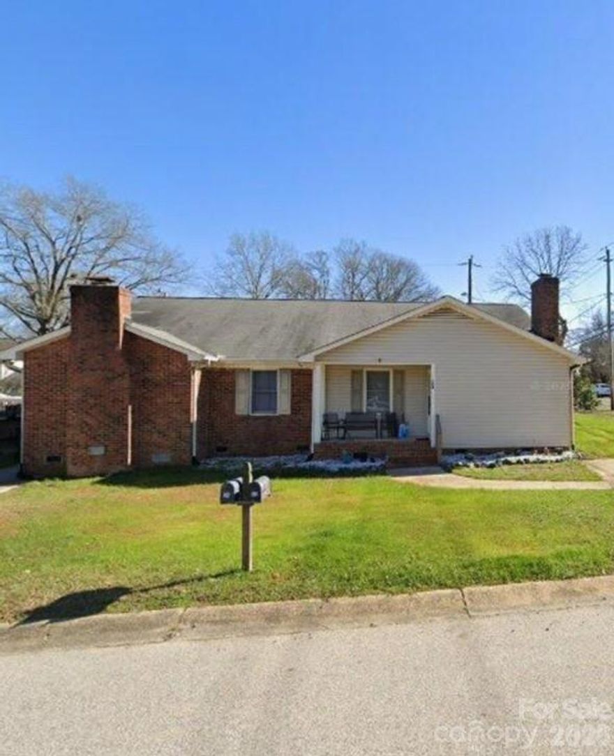Amazing opportunity to invest in a duplex!  Live on one side and rent the other side out. Located in Rock Hill near the hospital with 2 Bedrooms and 1.5 baths in each unit. Both have a Large living room with wood-burning fireplace, eat-in kitchen with range, refrigerator and dishwasher. New Premium Vinyl Double Paned Windows installed FEB 2026. Great location, convenient to shopping, hospital, and restaurants.

Currently leased on month to month.