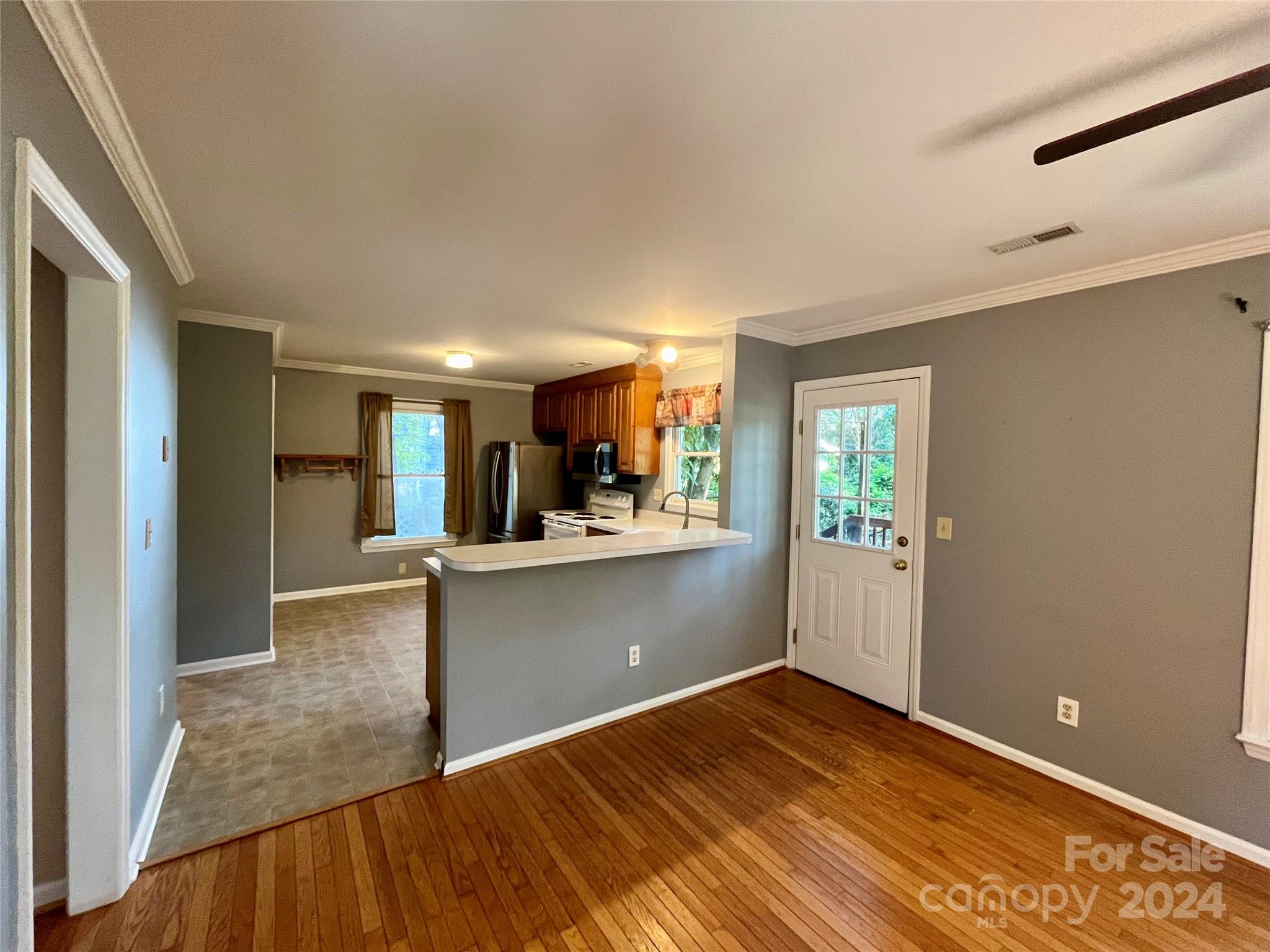 Davis Lake - Residential