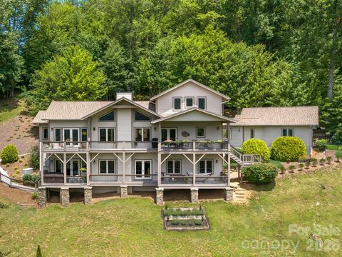 37 Enclave Drive Waynesville NC 28786