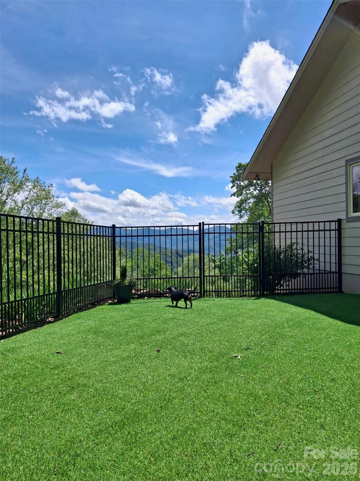 Crestview Pointe - Residential