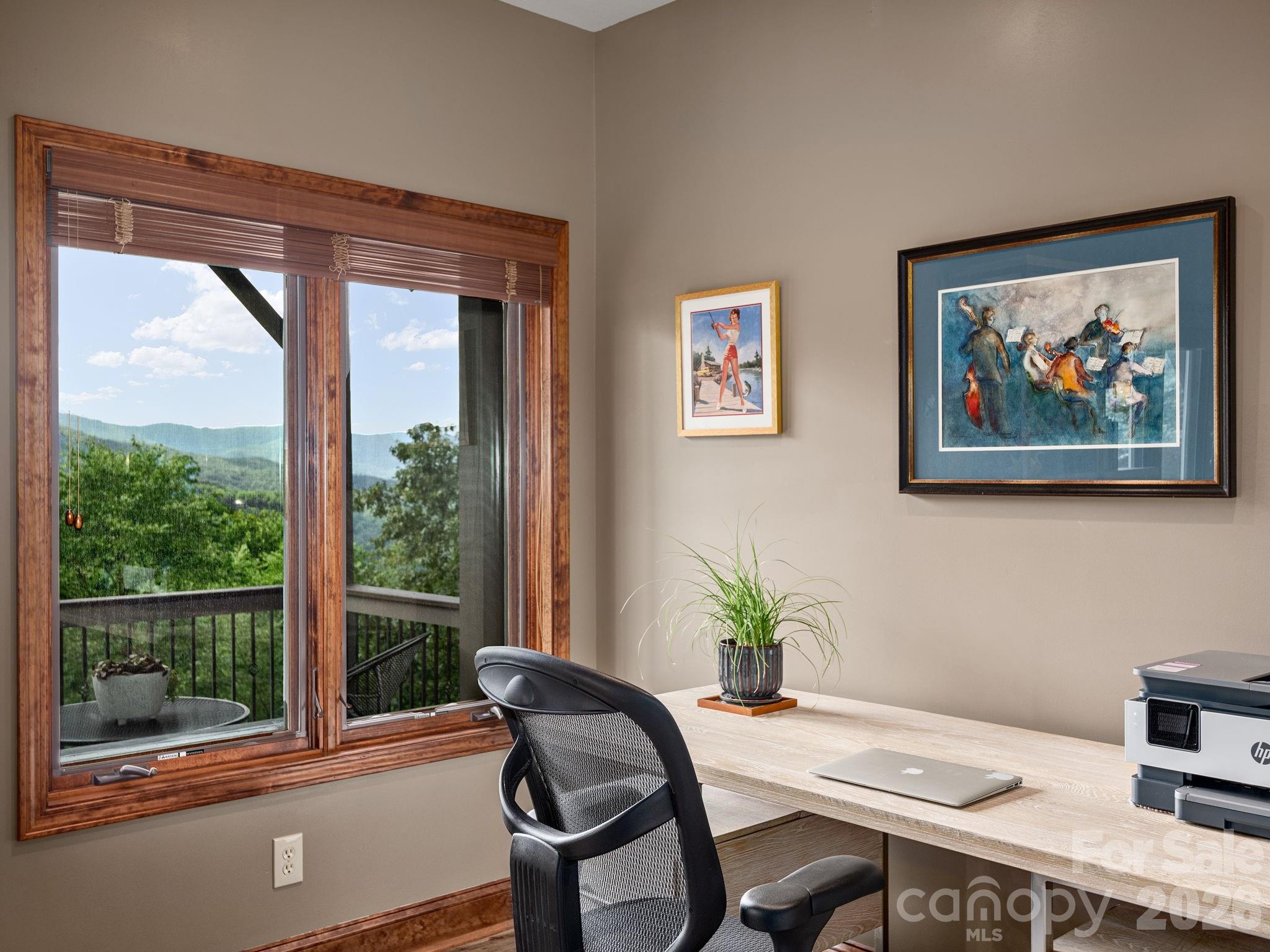 Crestview Pointe - Residential