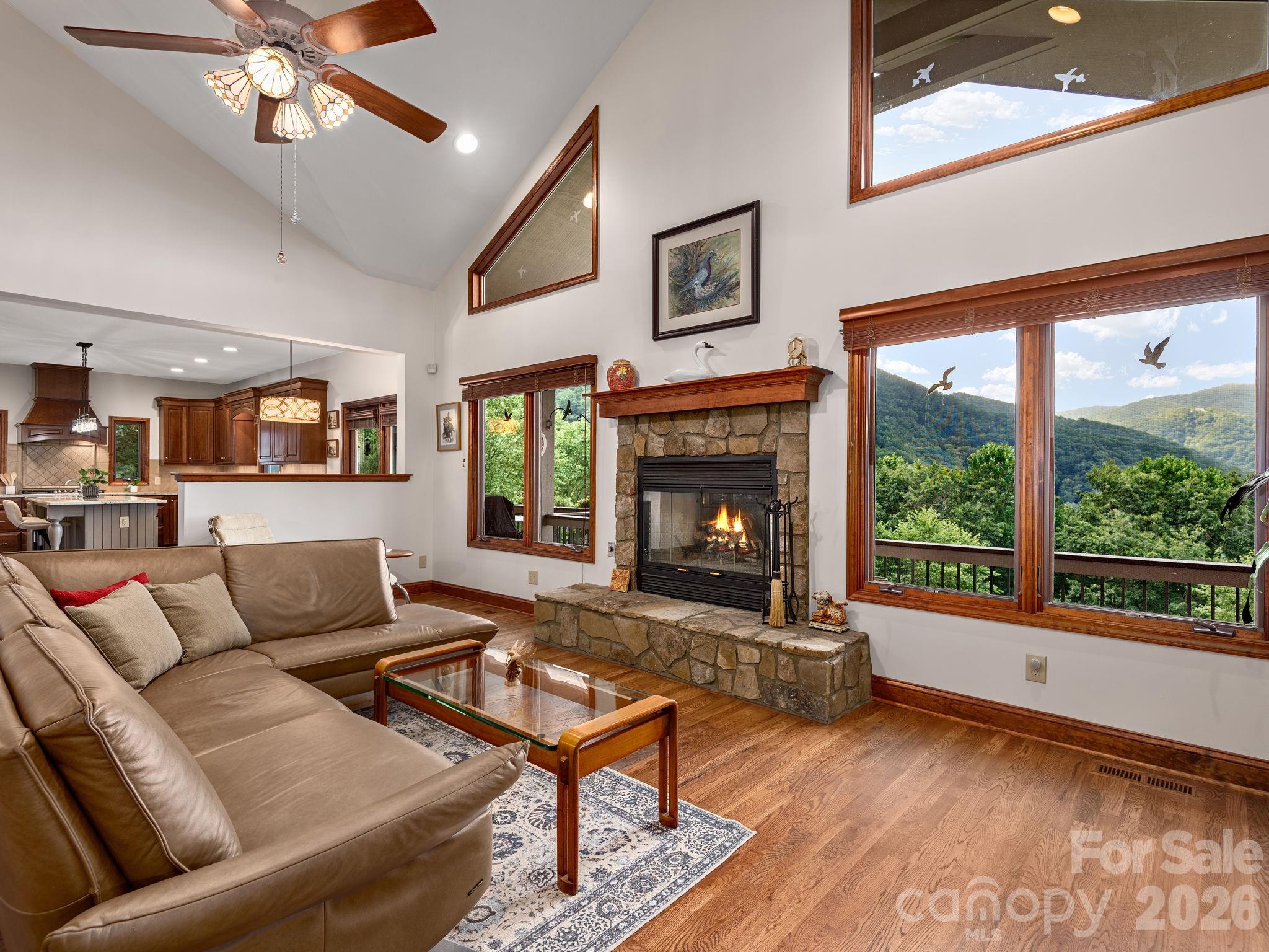 Crestview Pointe - Residential