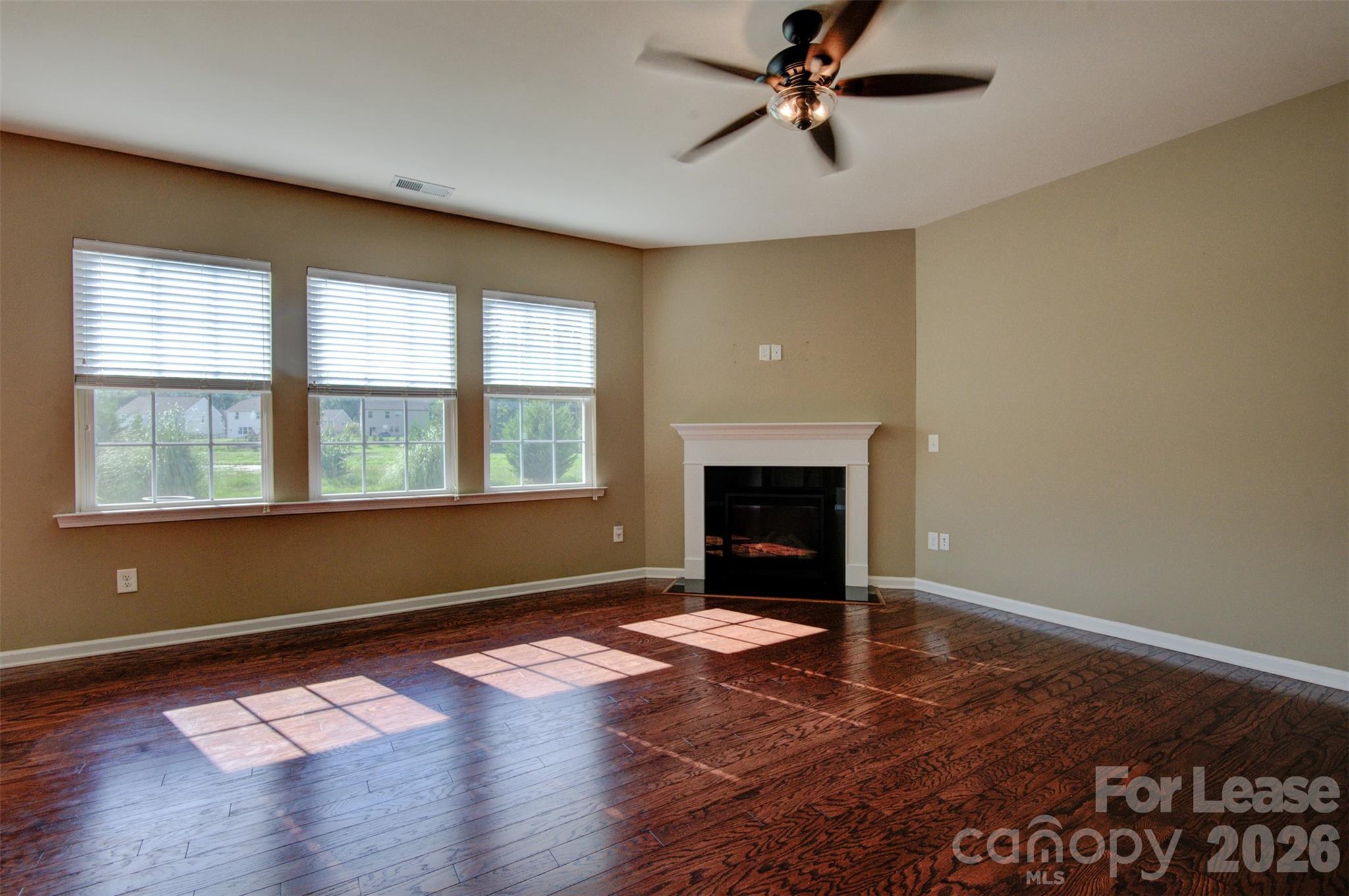 Chateau - Residential Lease