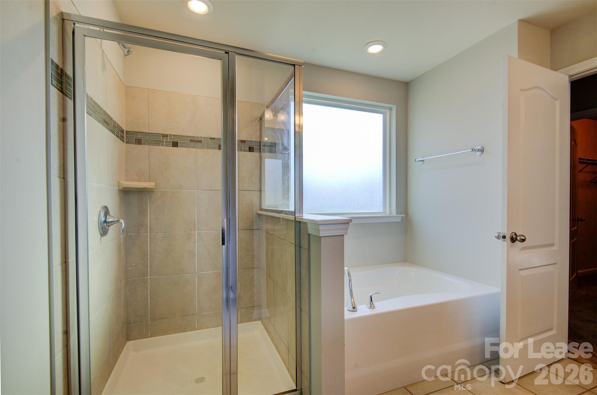 Chateau - Residential Lease