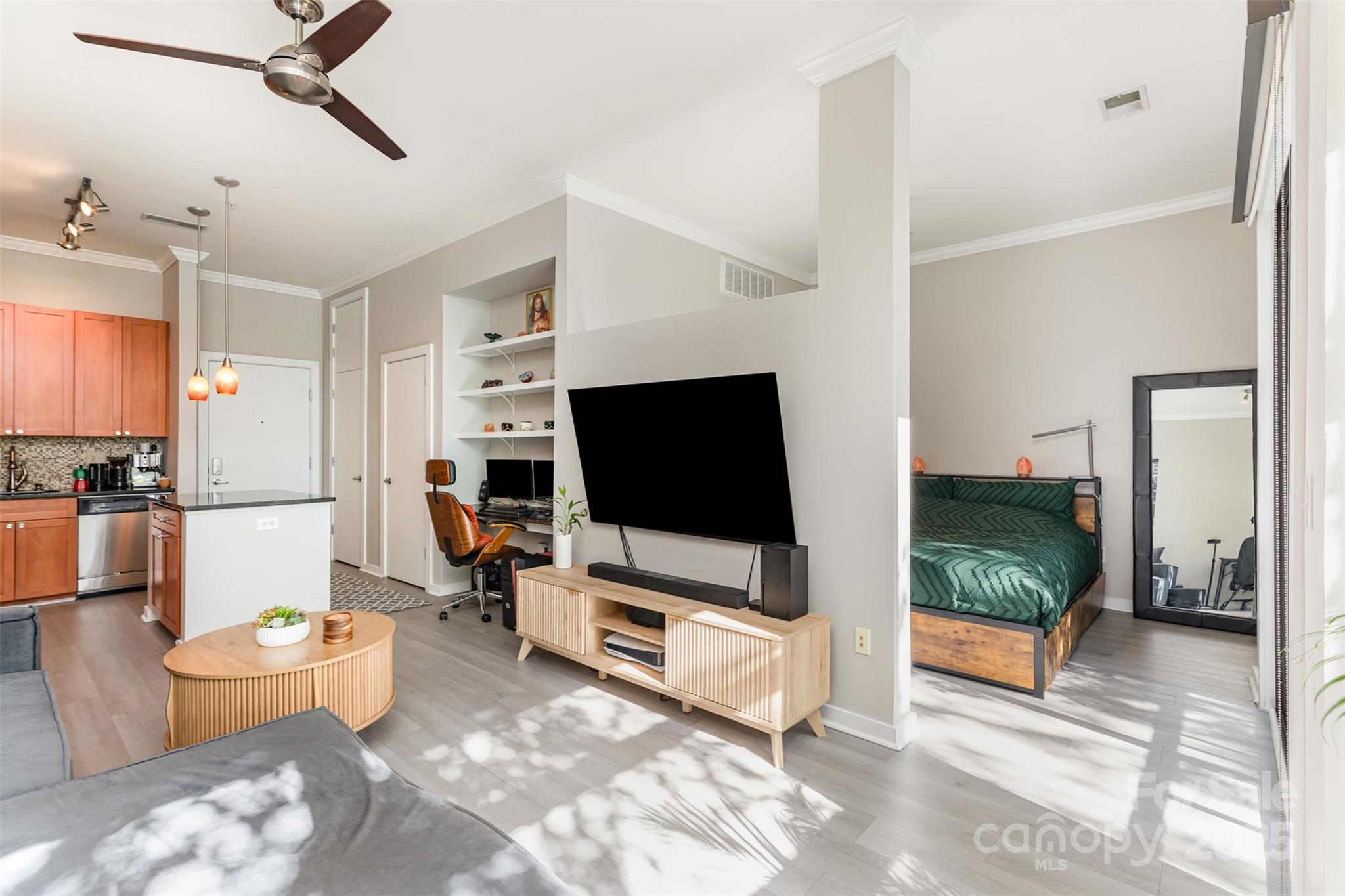 Court 6 - Residential