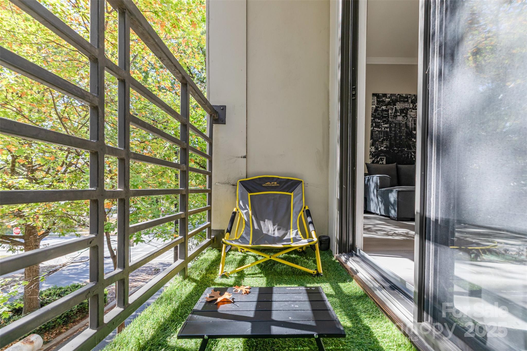 Court 6 - Residential