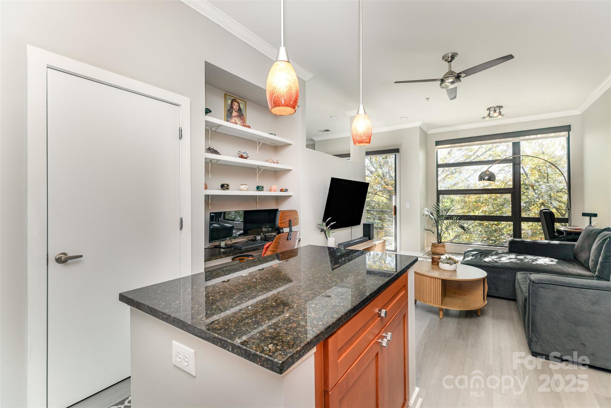 Court 6 - Residential