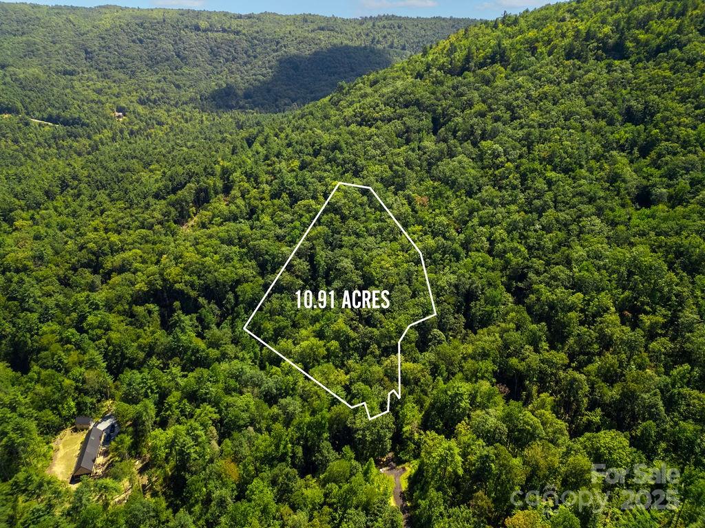 Round Mountain Falls - Land