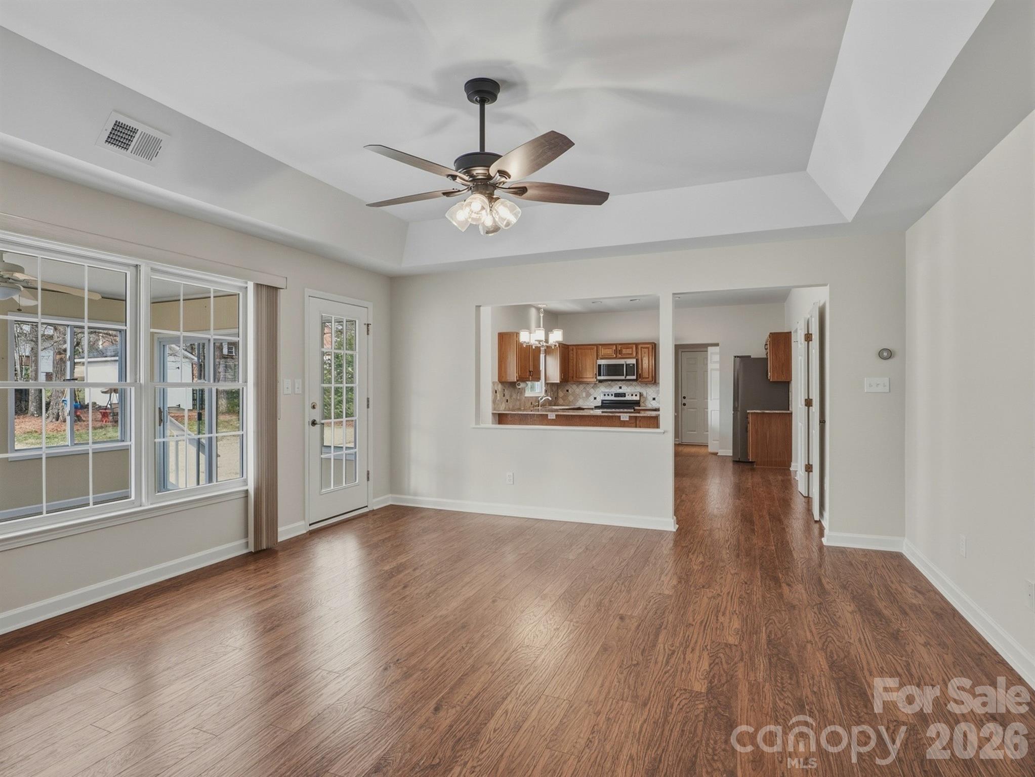 Lantern Green - Residential