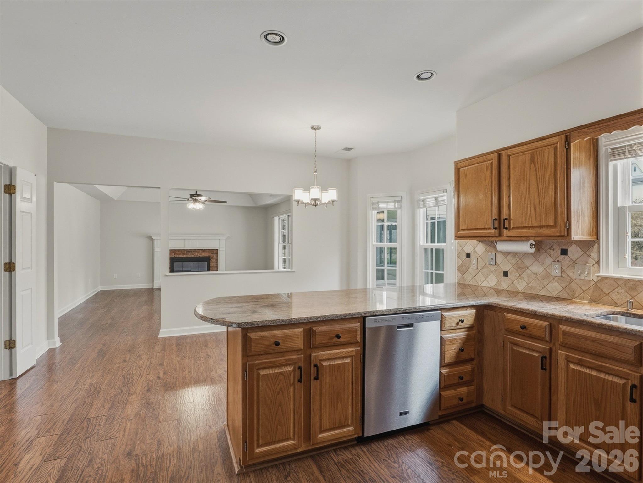 Lantern Green - Residential